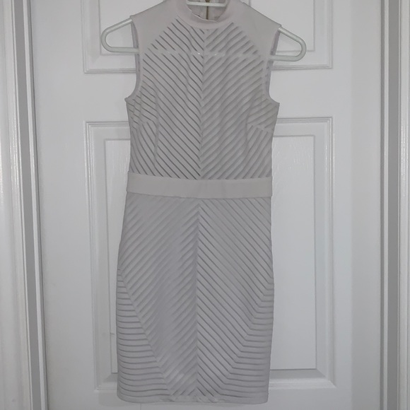 White dress - Picture 1 of 3